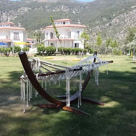 Ayaklı