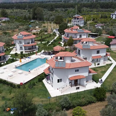 Ayakli Goel Evleri *