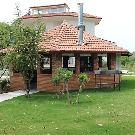 Villa Ayaklı
